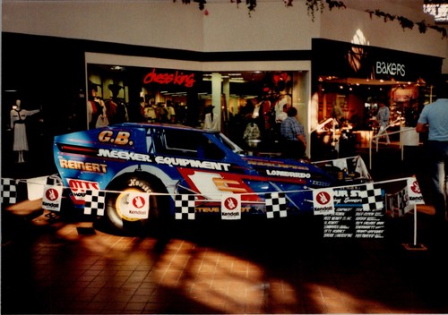 1980s mall display photograph - mall,