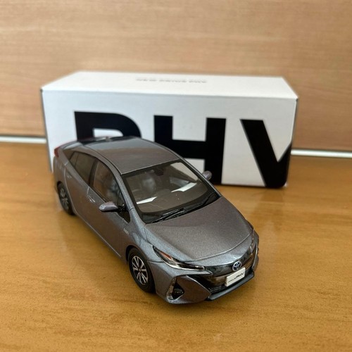 Toyota prius phv - phv, gray